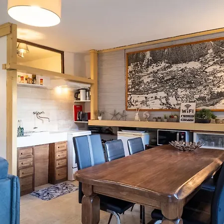 La Pagode, Vue Mont-blanc Et Jardin Prive Chamonix